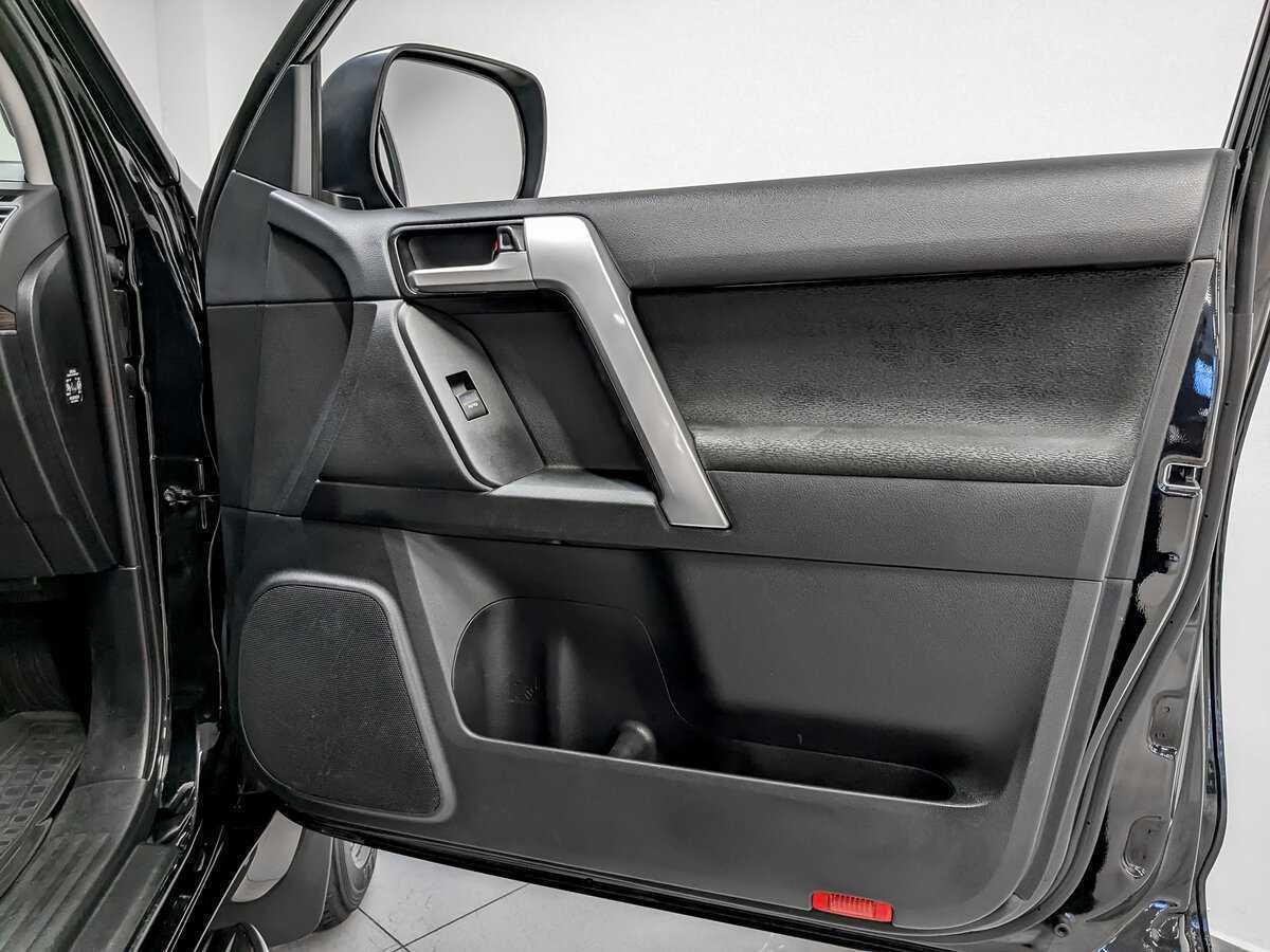 Toyota Land Cruiser Prado с пробегом — 2021 год. Фото: #24