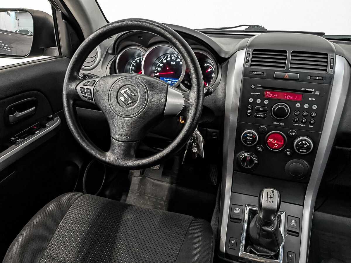 Suzuki Grand Vitara с пробегом — 2011 год. Фото: #23