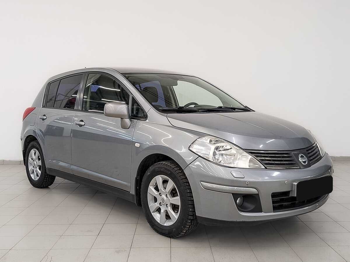 Nissan Tiida с пробегом — 2008 год. Фото: #2