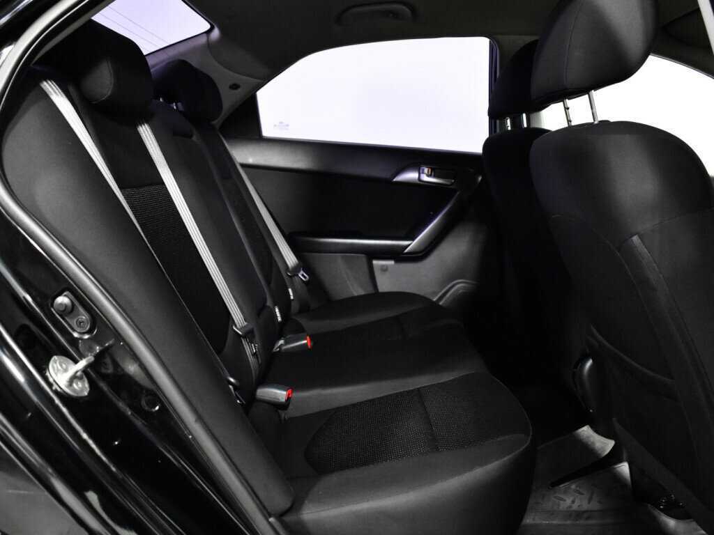 Kia Cerato с пробегом — 2011 год. Фото: #9