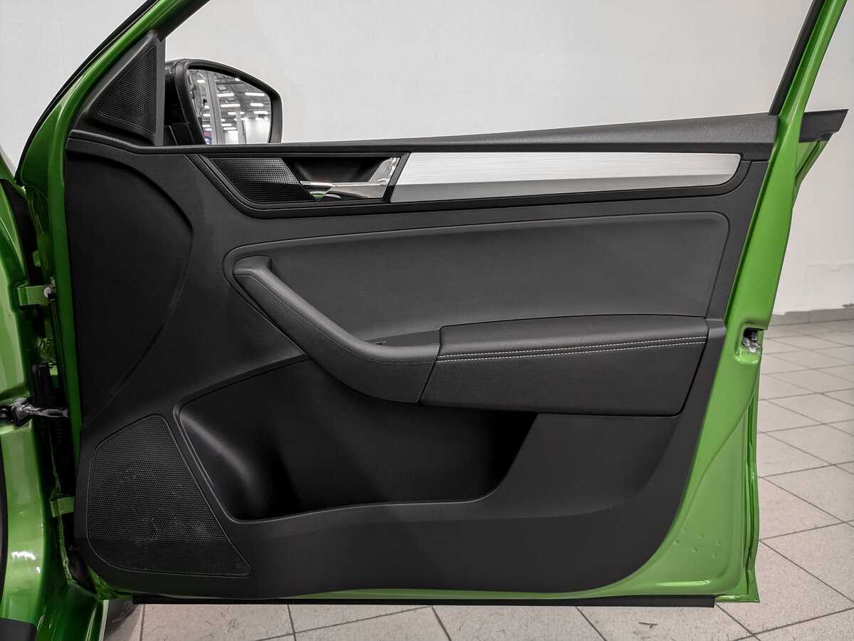 Skoda Rapid с пробегом — 2018 год. Фото: #21