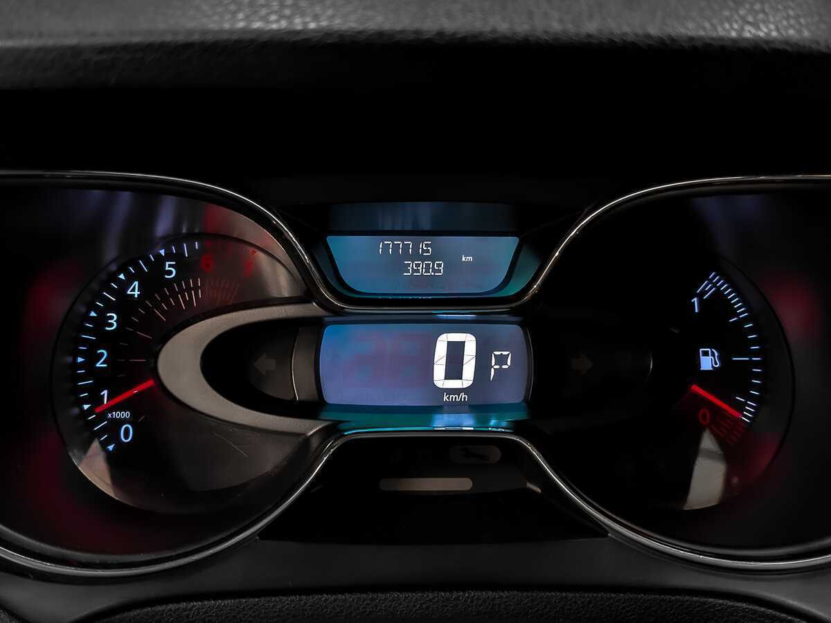 Renault Kaptur с пробегом — 2017 год. Фото: #13