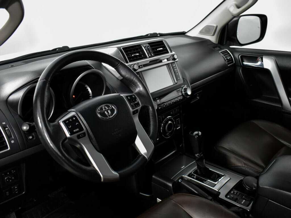 Toyota Land Cruiser Prado с пробегом — 2015 год. Фото: #7