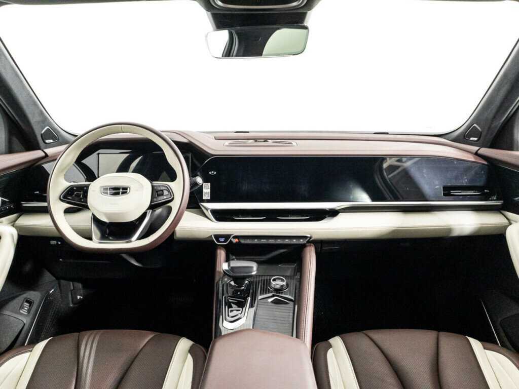 Geely Monjaro с пробегом — 2023 год. Фото: #12