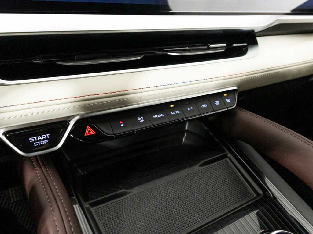 Geely Monjaro с пробегом — 2023 год. Фото: #21