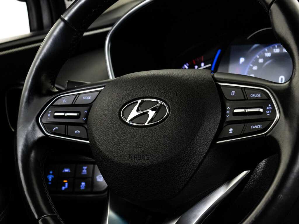 Hyundai Santa Fe с пробегом — 2020 год. Фото: #10