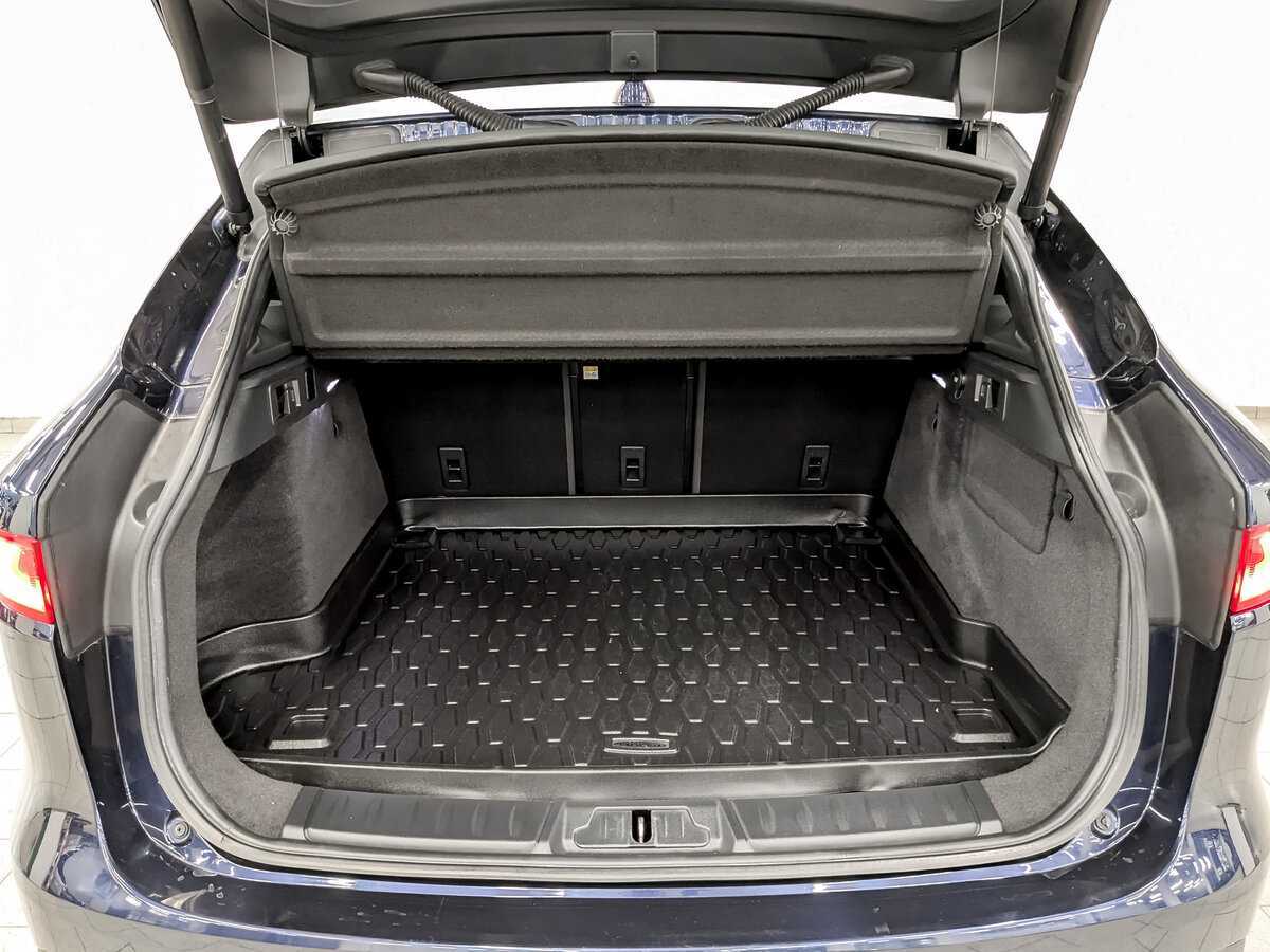 Jaguar F-Pace с пробегом — 2017 год. Фото: #9