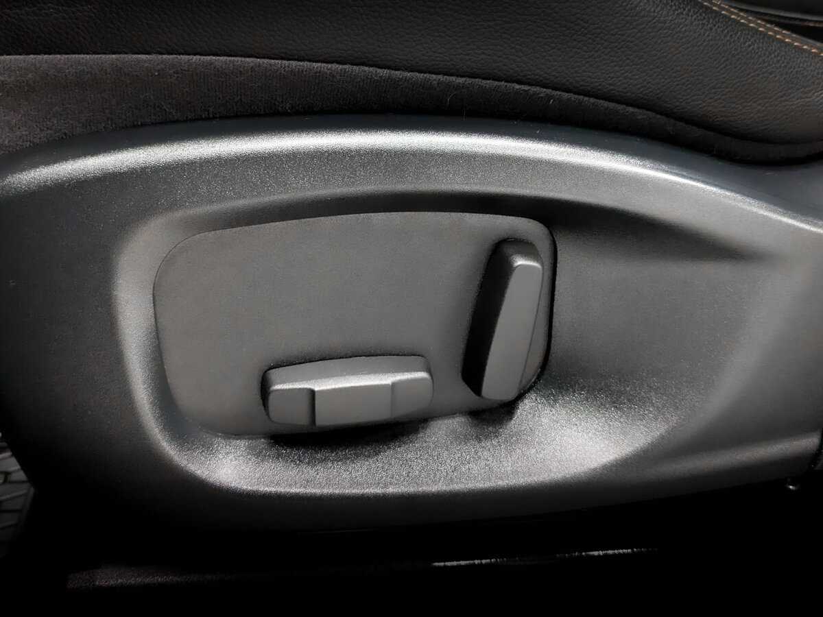 Jaguar F-Pace с пробегом — 2017 год. Фото: #20