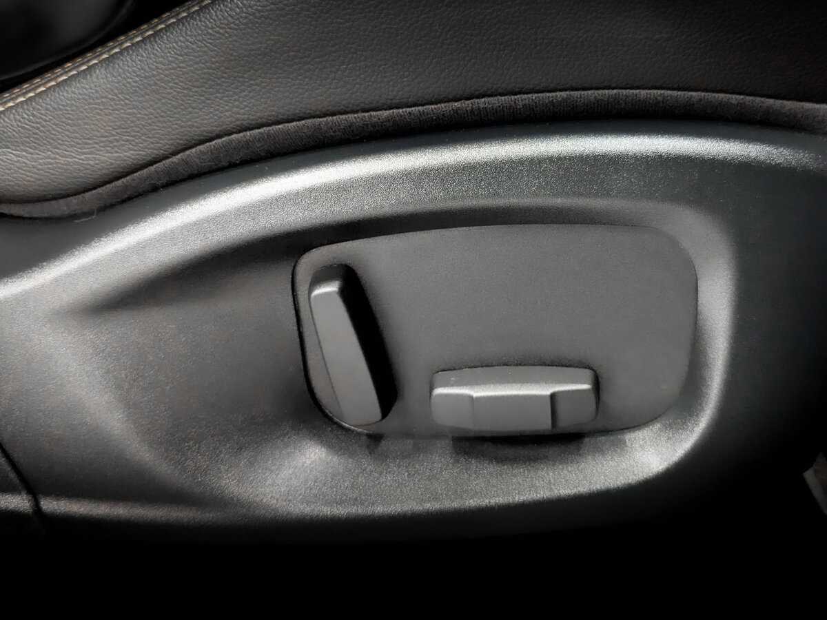 Jaguar F-Pace с пробегом — 2017 год. Фото: #24