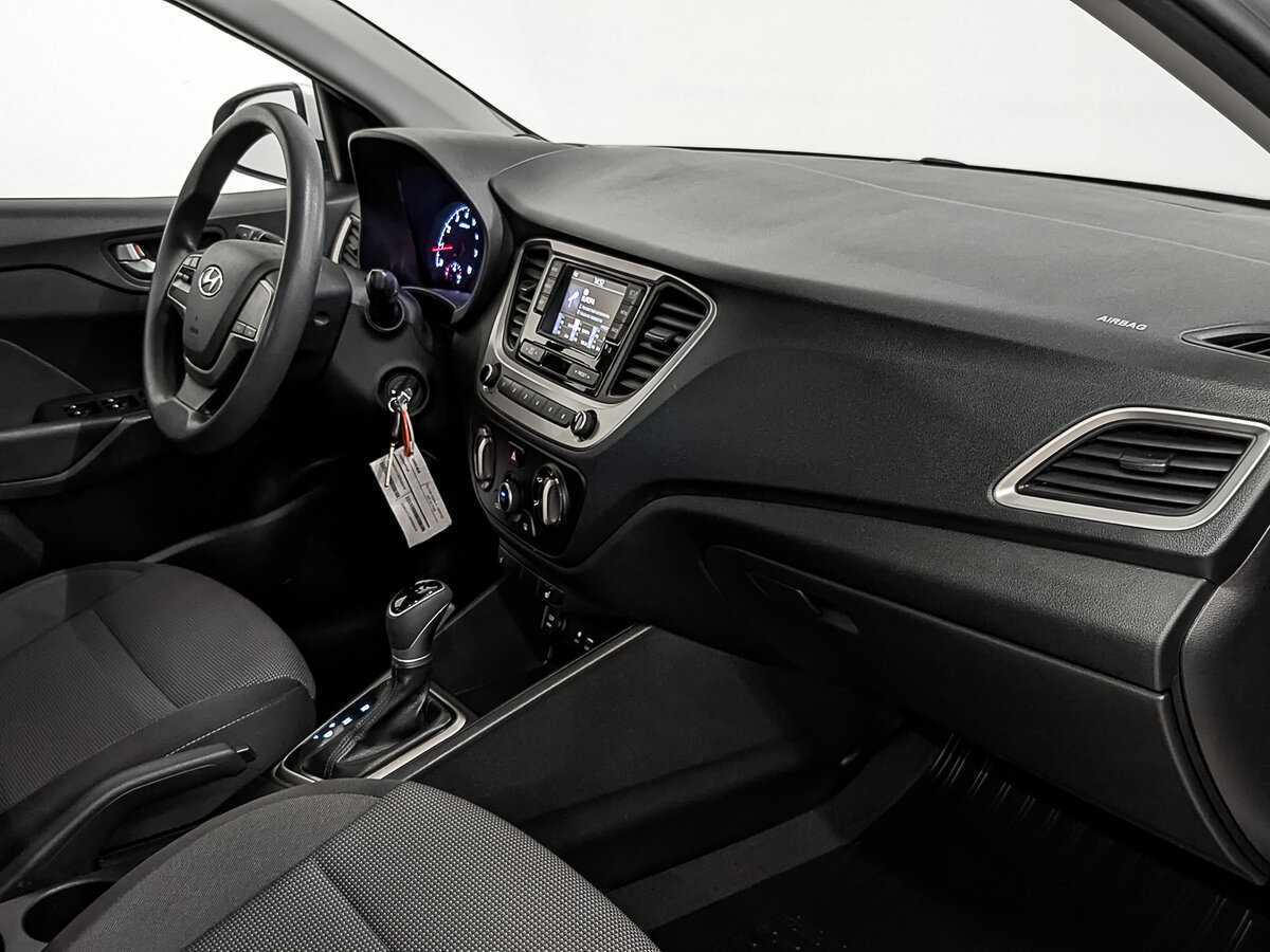 Hyundai Solaris с пробегом — 2018 год. Фото: #12