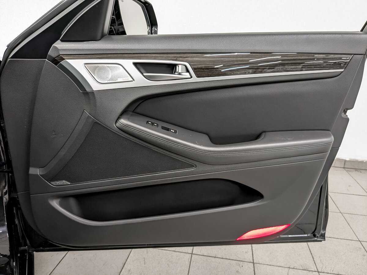 Genesis G80 с пробегом — 2019 год. Фото: #24