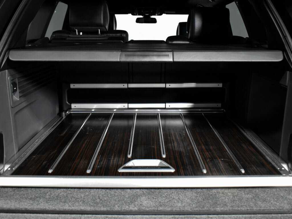 Land Rover Range Rover с пробегом — 2015 год. Фото: #8