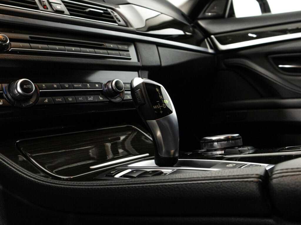 BMW 5 серии с пробегом — 2016 год. Фото: #25