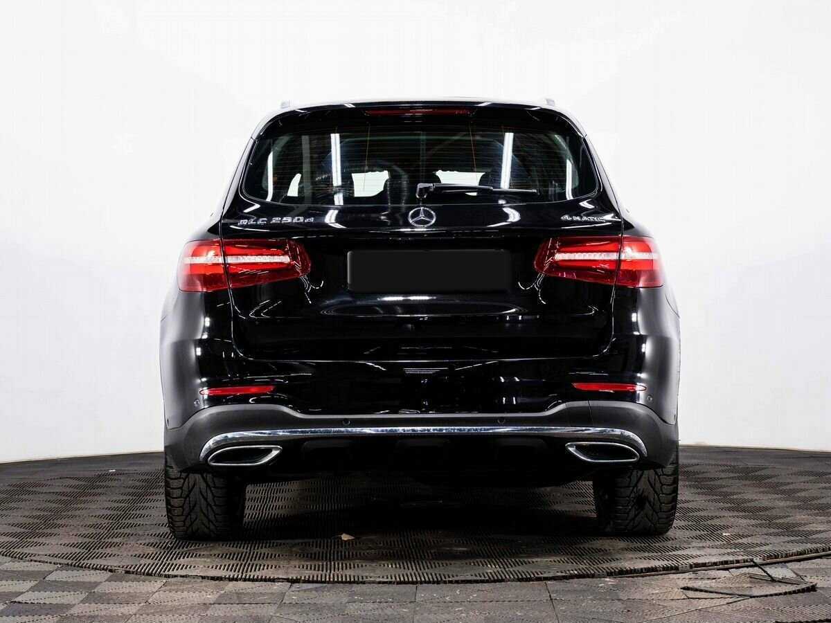 Mercedes-Benz GLC с пробегом — 2016 год. Фото: #4