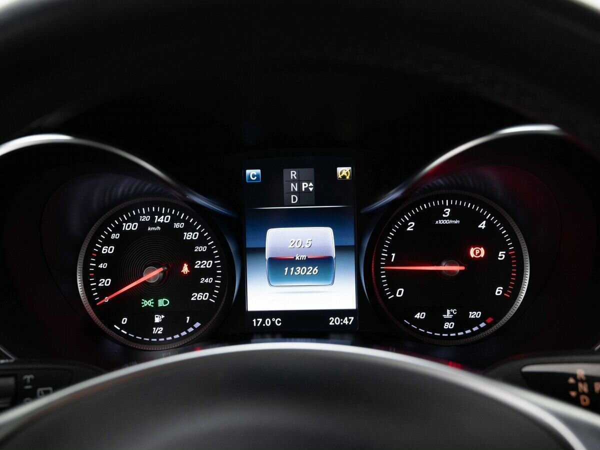 Mercedes-Benz GLC с пробегом — 2016 год. Фото: #15