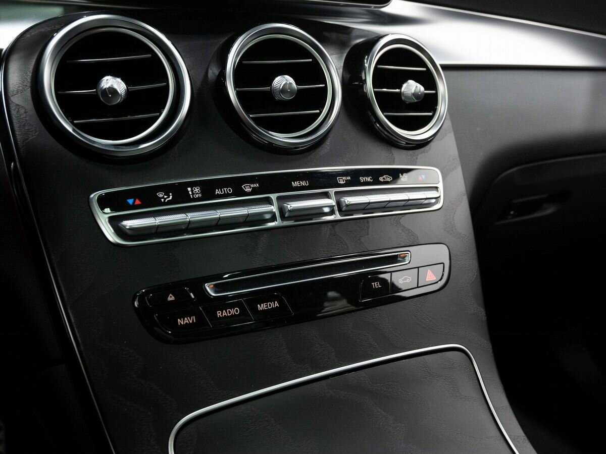 Mercedes-Benz GLC с пробегом — 2016 год. Фото: #21