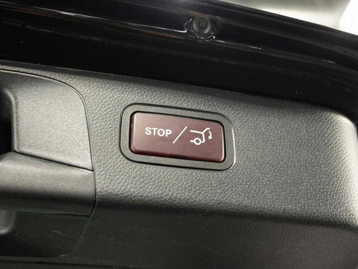 Mercedes-Benz GLC с пробегом — 2016 год. Фото: #23