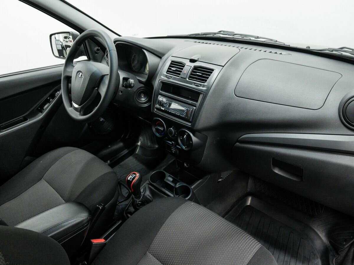 Lada (ВАЗ) Kalina с пробегом — 2013 год. Фото: #6