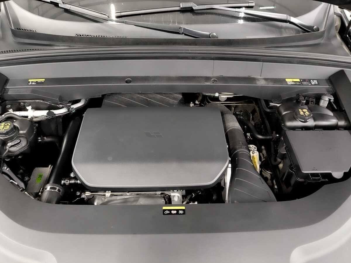 LiXiang L9 с пробегом — 2023 год. Фото: #8