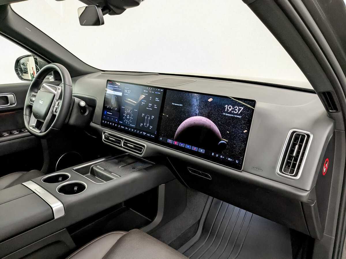 LiXiang L9 с пробегом — 2023 год. Фото: #10