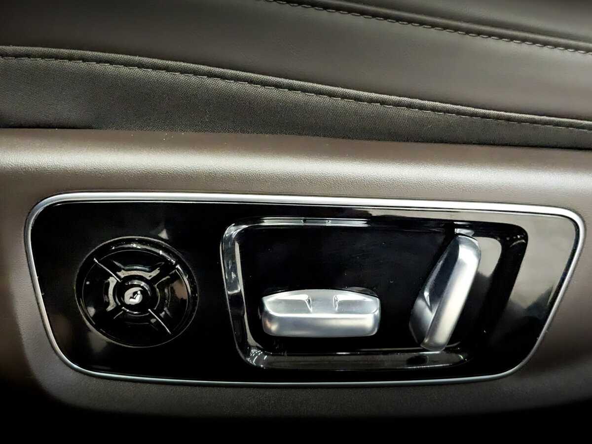 LiXiang L9 с пробегом — 2023 год. Фото: #20