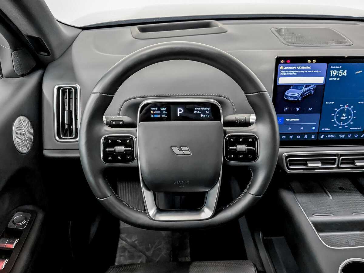 LiXiang L9 с пробегом — 2023 год. Фото: #21