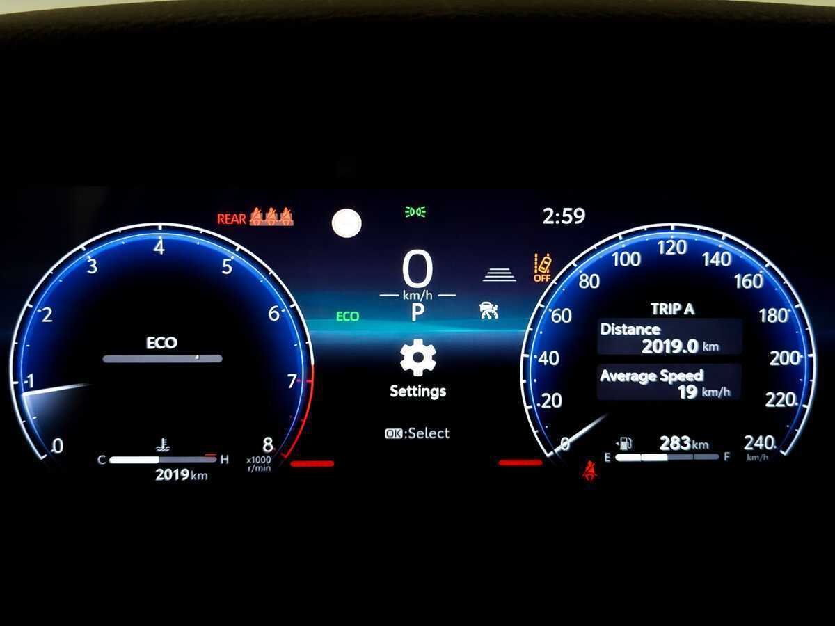 Toyota Camry с пробегом — 2024 год. Фото: #12