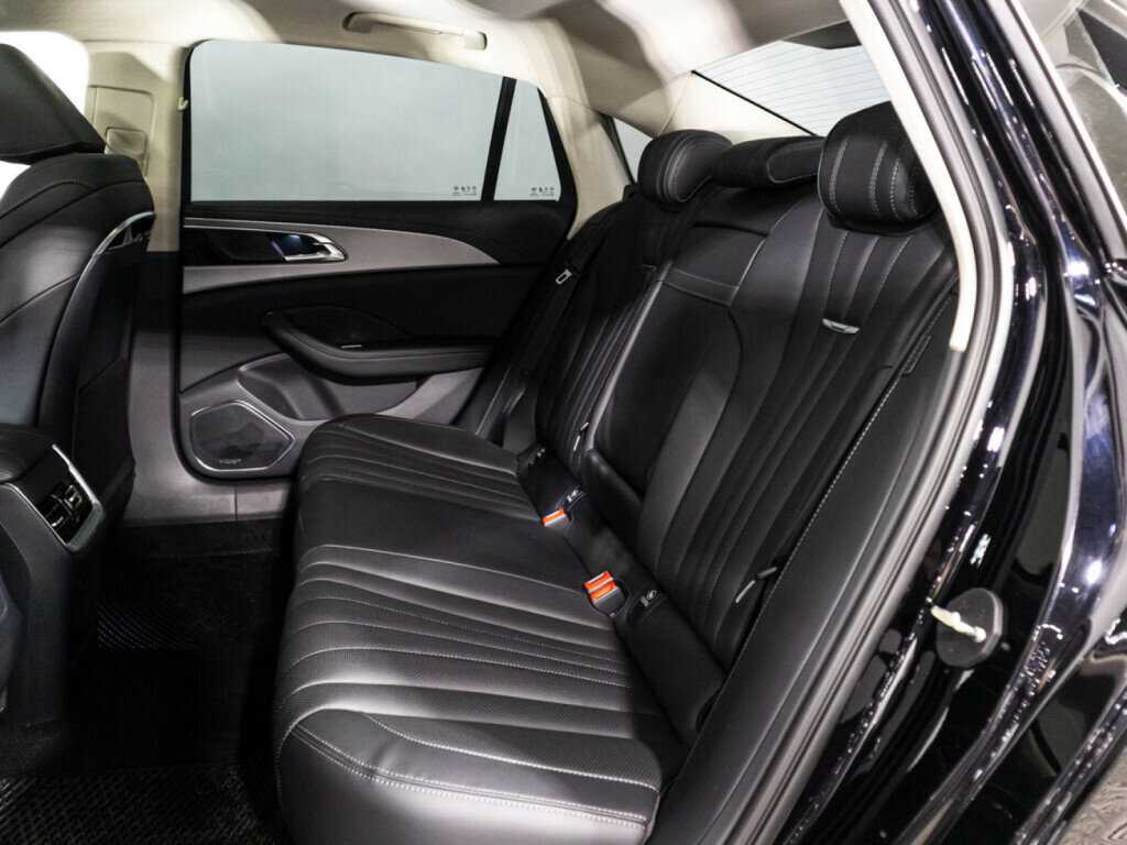 Hongqi H5 с пробегом — 2023 год. Фото: #9