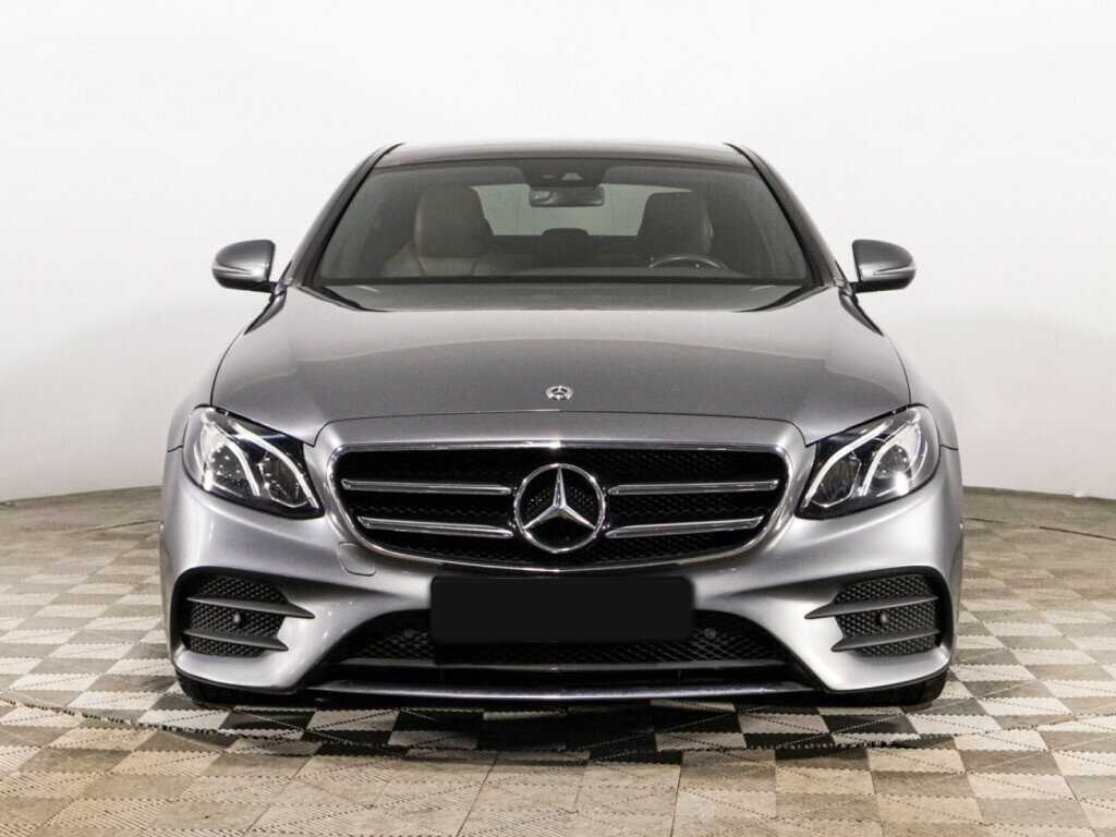 Mercedes-Benz E-Класс с пробегом — 2019 год. Фото: #1
