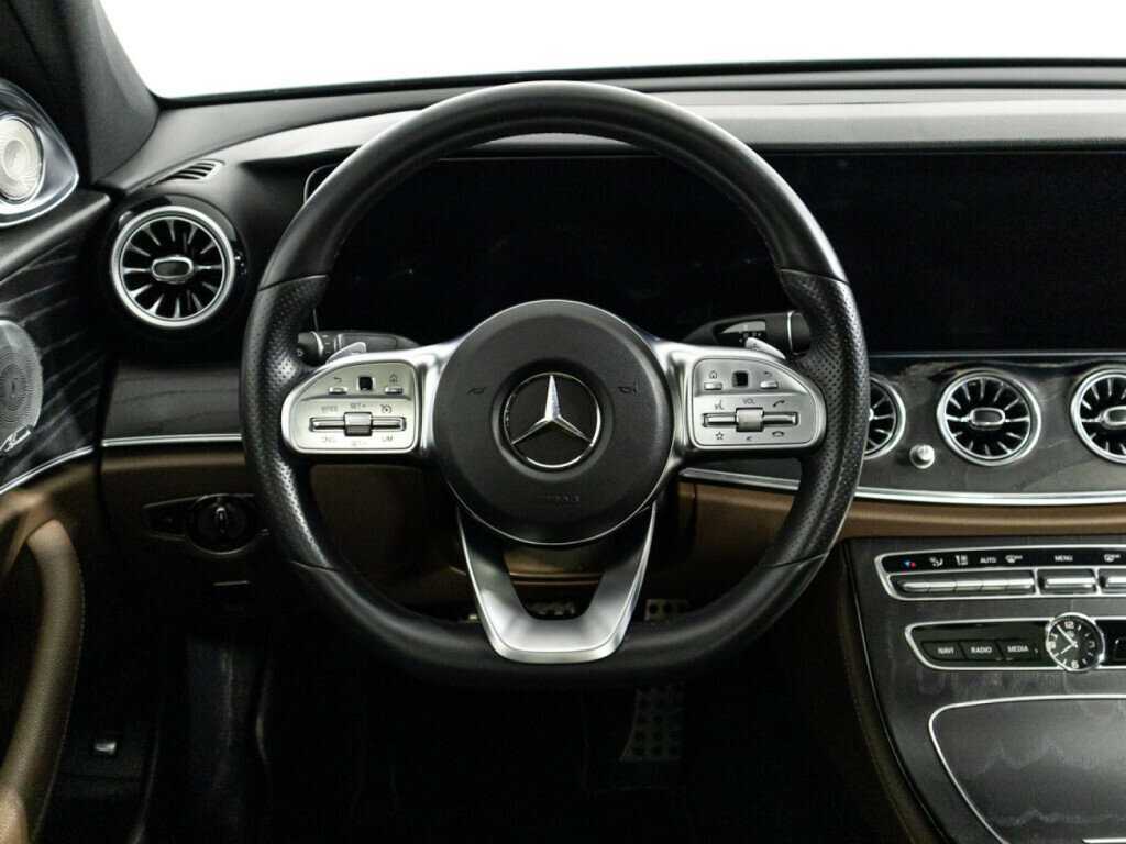 Mercedes-Benz E-Класс с пробегом — 2019 год. Фото: #22