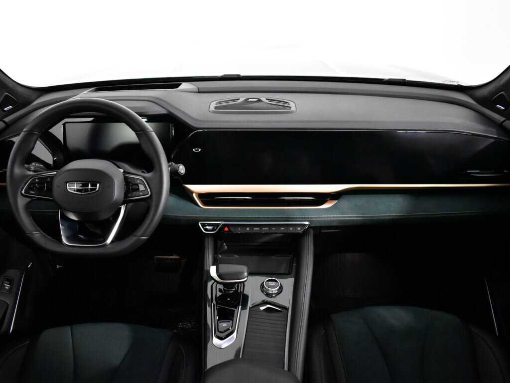 Geely Monjaro с пробегом — 2024 год. Фото: #11