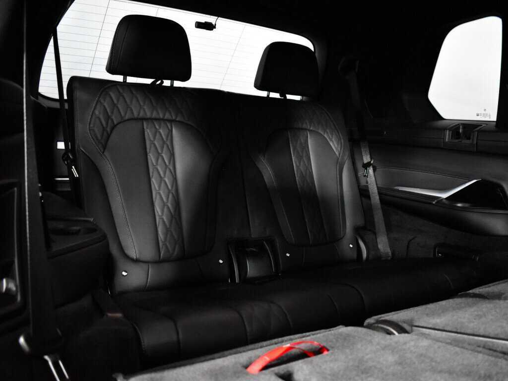 BMW X7 с пробегом — 2020 год. Фото: #10