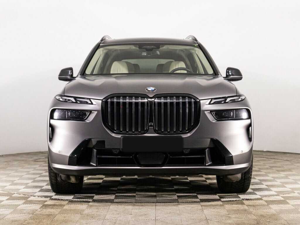 BMW X7 с пробегом — 2022 год. Фото: #1