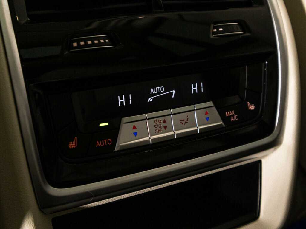 BMW X7 с пробегом — 2022 год. Фото: #21