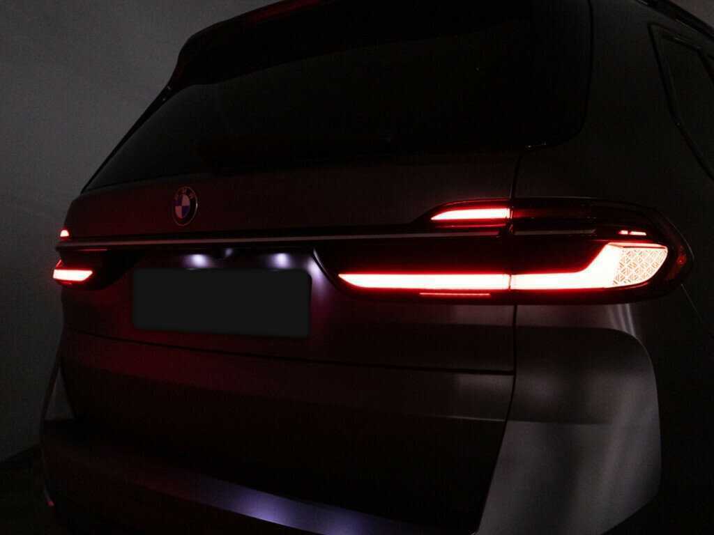 BMW X7 с пробегом — 2022 год. Фото: #34