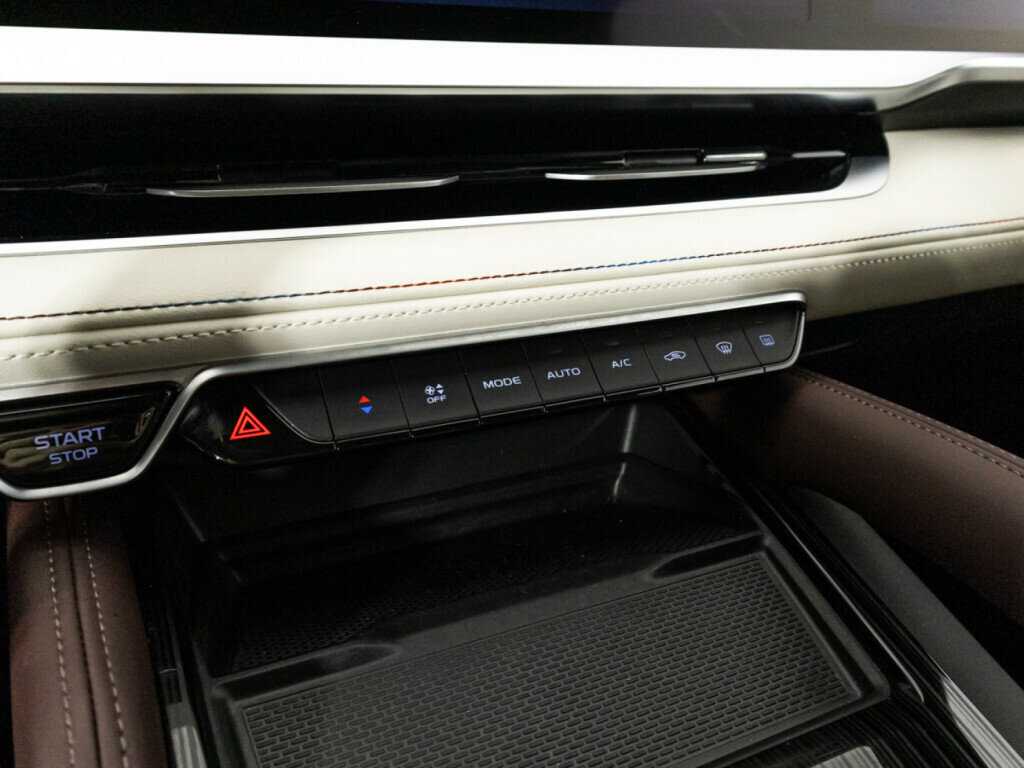 Geely Monjaro с пробегом — 2023 год. Фото: #16