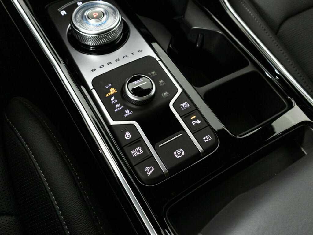 Kia Sorento с пробегом — 2024 год. Фото: #19