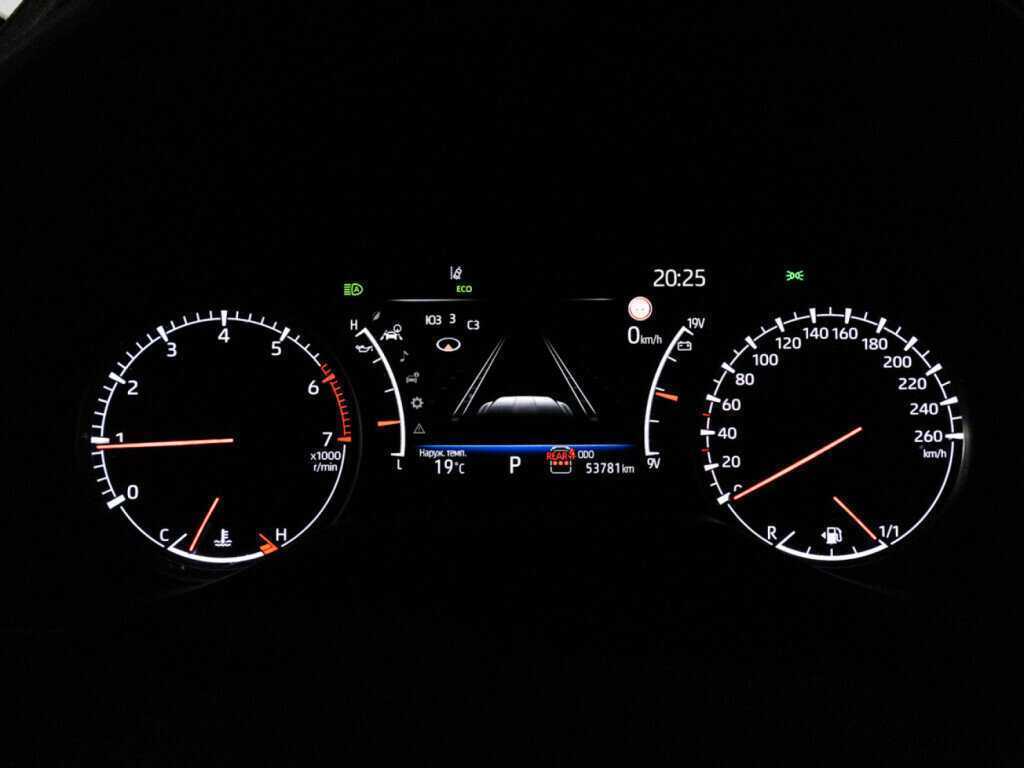 Toyota Land Cruiser с пробегом — 2021 год. Фото: #11