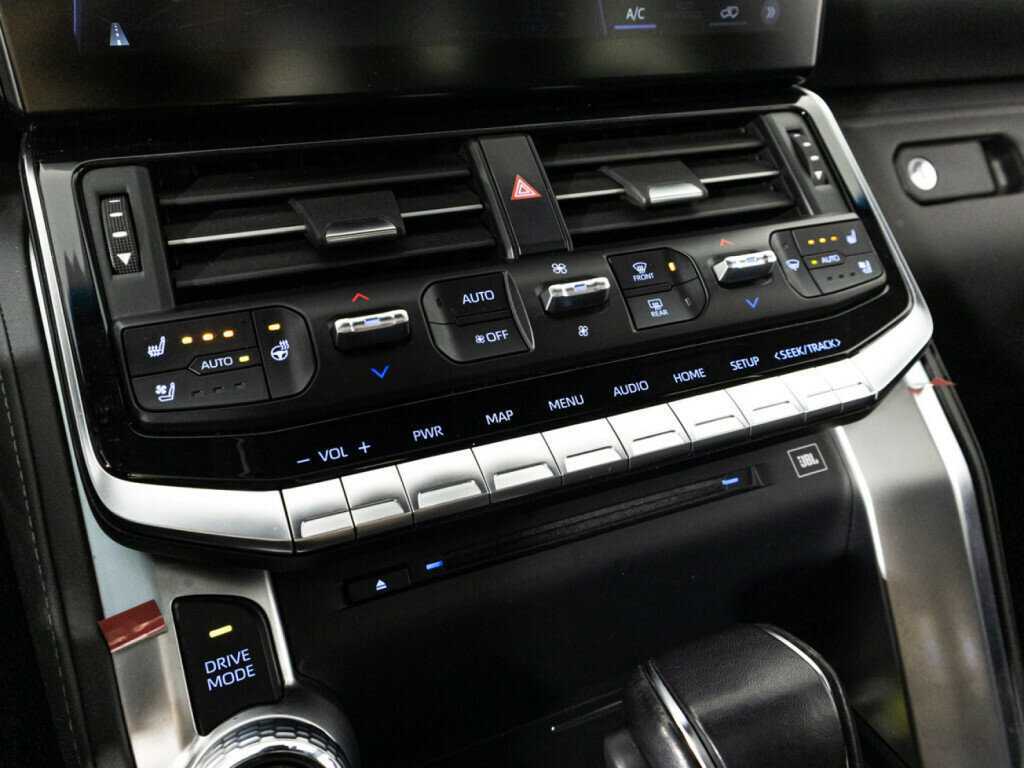 Toyota Land Cruiser с пробегом — 2021 год. Фото: #17