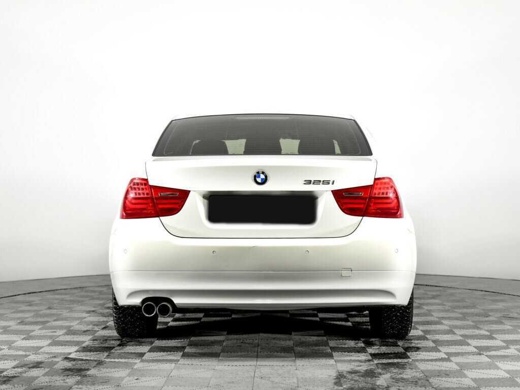 BMW 3 серии с пробегом — 2009 год. Фото: #4