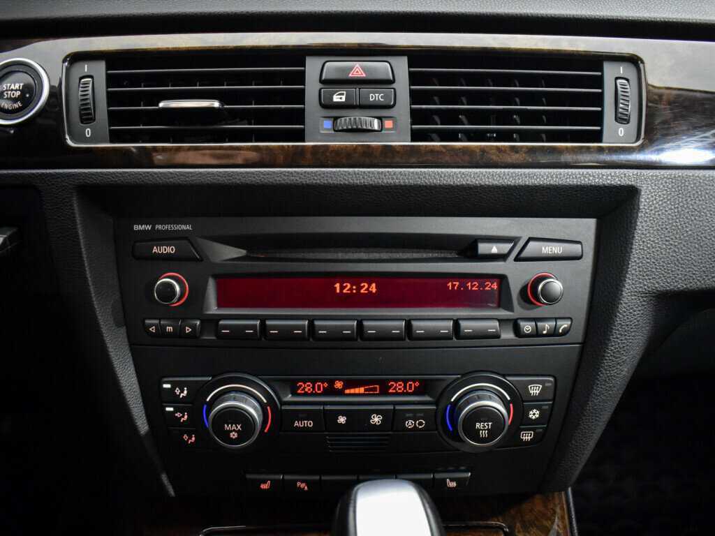 BMW 3 серии с пробегом — 2009 год. Фото: #14