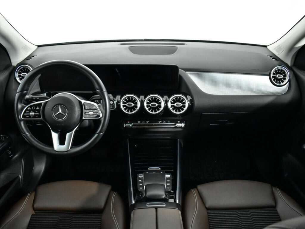 Mercedes-Benz GLA с пробегом — 2020 год. Фото: #11