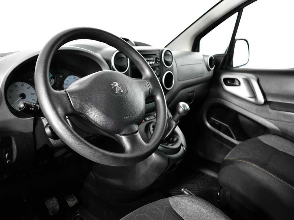 Peugeot Partner с пробегом — 2018 год. Фото: #12