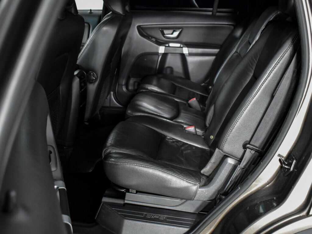 Volvo XC90 с пробегом — 2010 год. Фото: #8