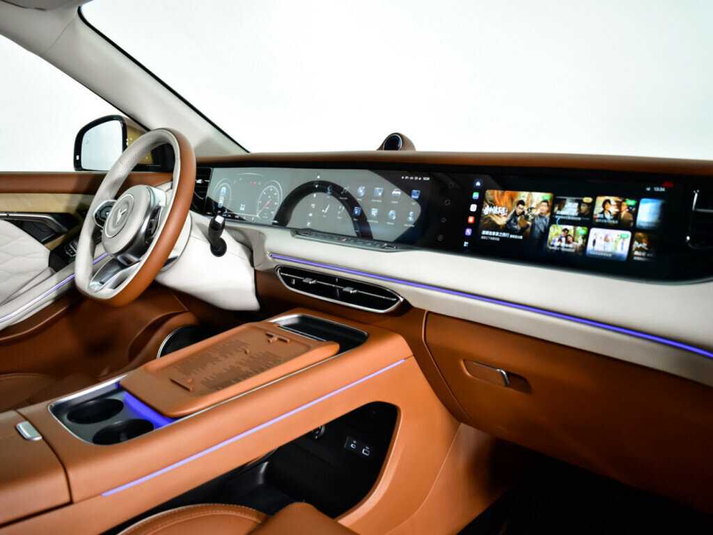 Voyah Free с пробегом — 2023 год. Фото: #8