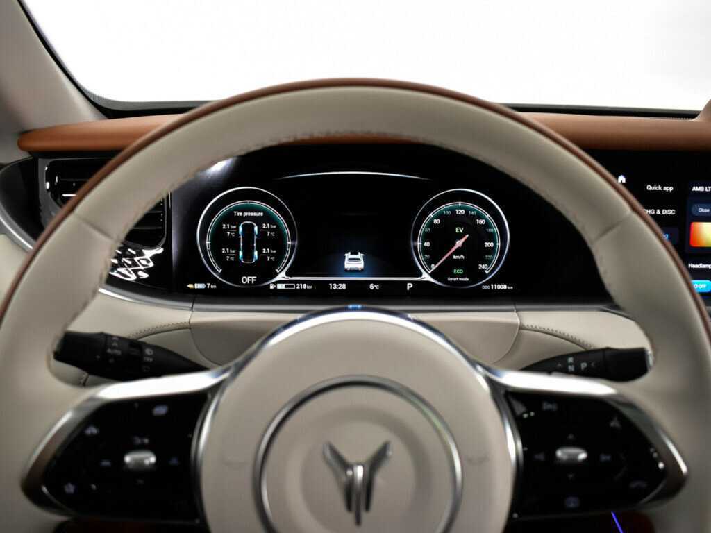 Voyah Free с пробегом — 2023 год. Фото: #10