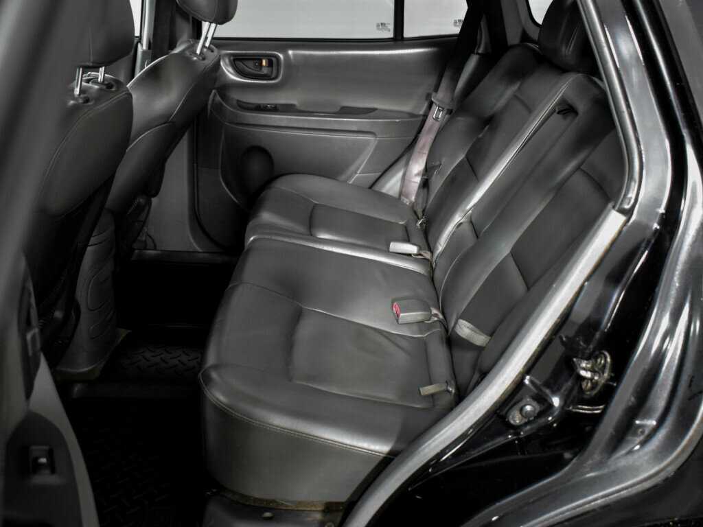 Hyundai Santa Fe с пробегом — 2001 год. Фото: #9