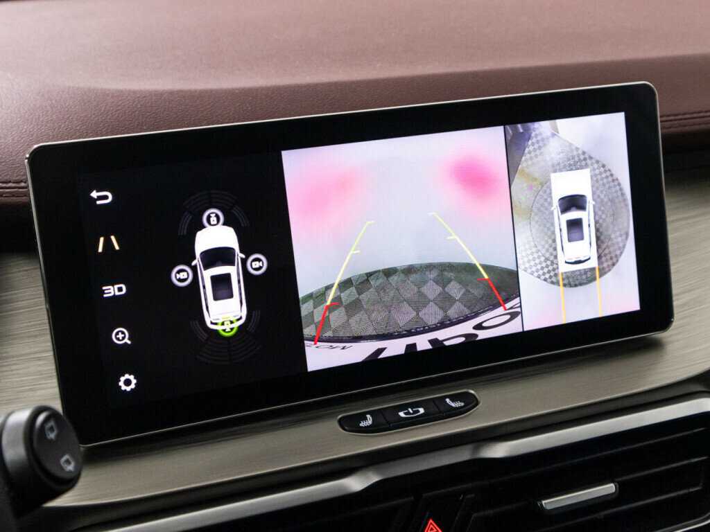 Geely Coolray с пробегом — 2023 год. Фото: #14