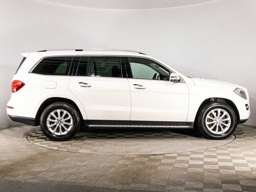 Mercedes-Benz GL-Класс с пробегом — 2015 год. Фото: #3