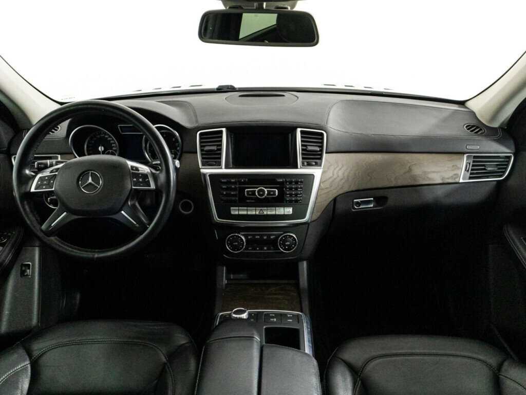 Mercedes-Benz GL-Класс с пробегом — 2015 год. Фото: #12